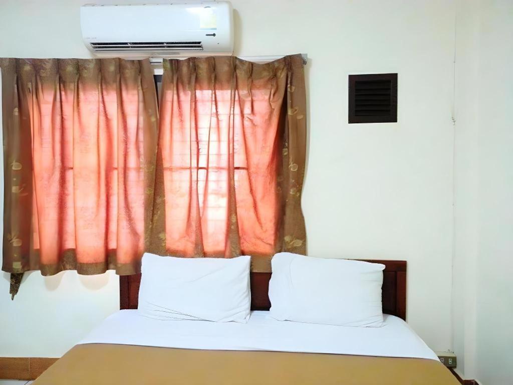Souvanna 2 Hotel Viêng Chăn Ngoại thất bức ảnh